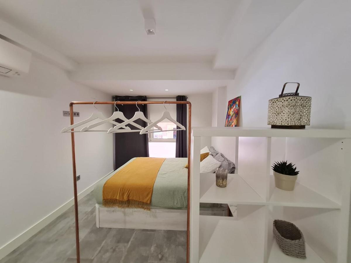 Loftinmalaga Aparthotel Exteriör bild