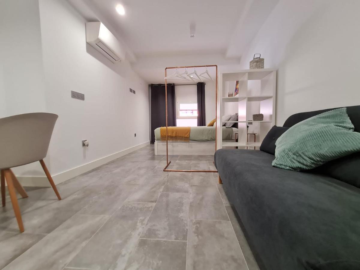 Loftinmalaga Aparthotel Exteriör bild